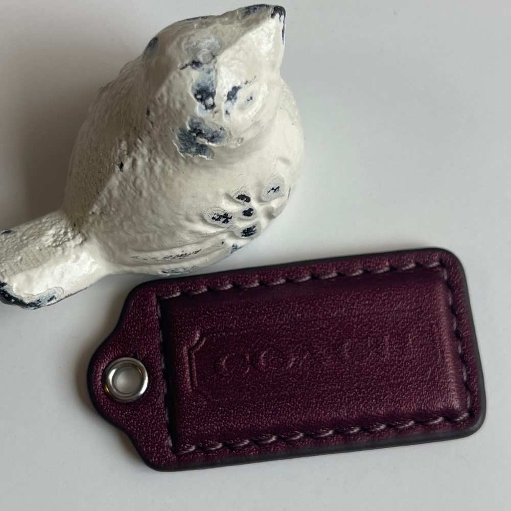 2” COACH Leather Fob Bag Charm Keychain
Hang Tag